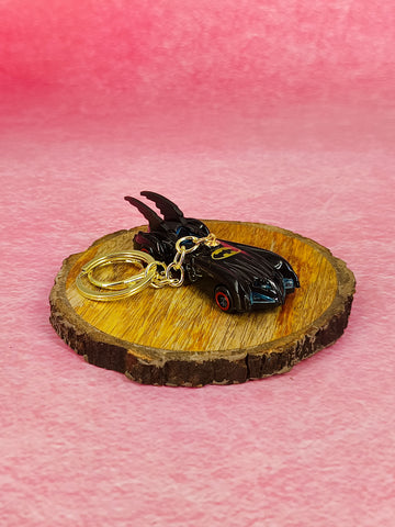 Batman Movie Orignel Themed Car hotwill Batmobile Model 3 With Golden Keychain For Collection
