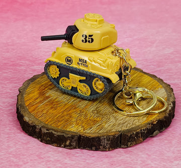 35 Msarctts Yellow Militry Tank 4cm With For Collection With Golden Keyring Keychain