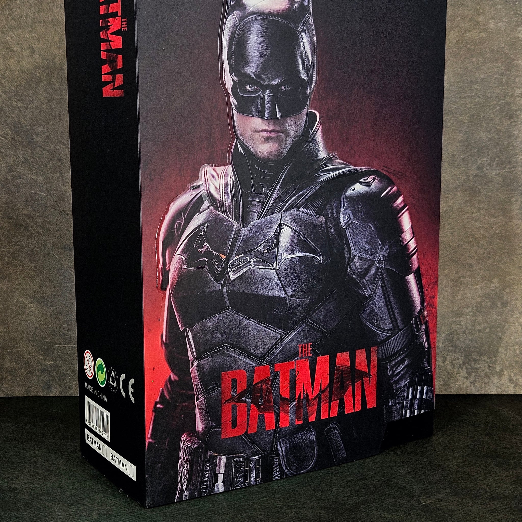 DC Batman 35 cm Action Figure with Movable Joints | Premium Collectible