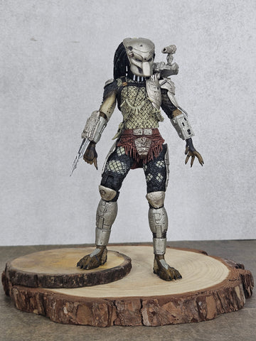 Predator Series 8 Jungle Hunter 25th Anniversary Action Figure | 7-Inch | Rare Collectible