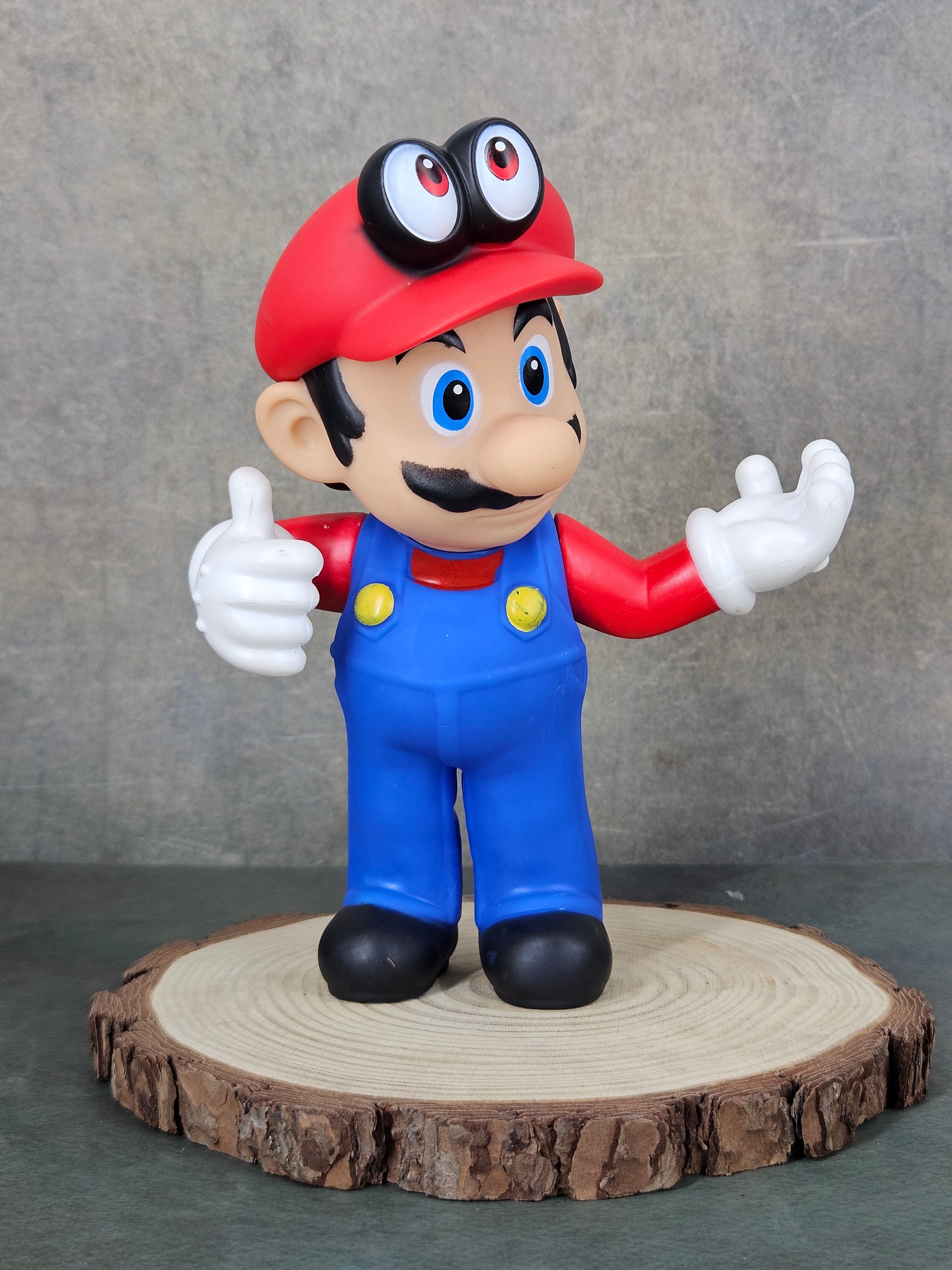 Moveable Mario Super Mario | Red Mario Action Figure | 25 cm | Movable Joints