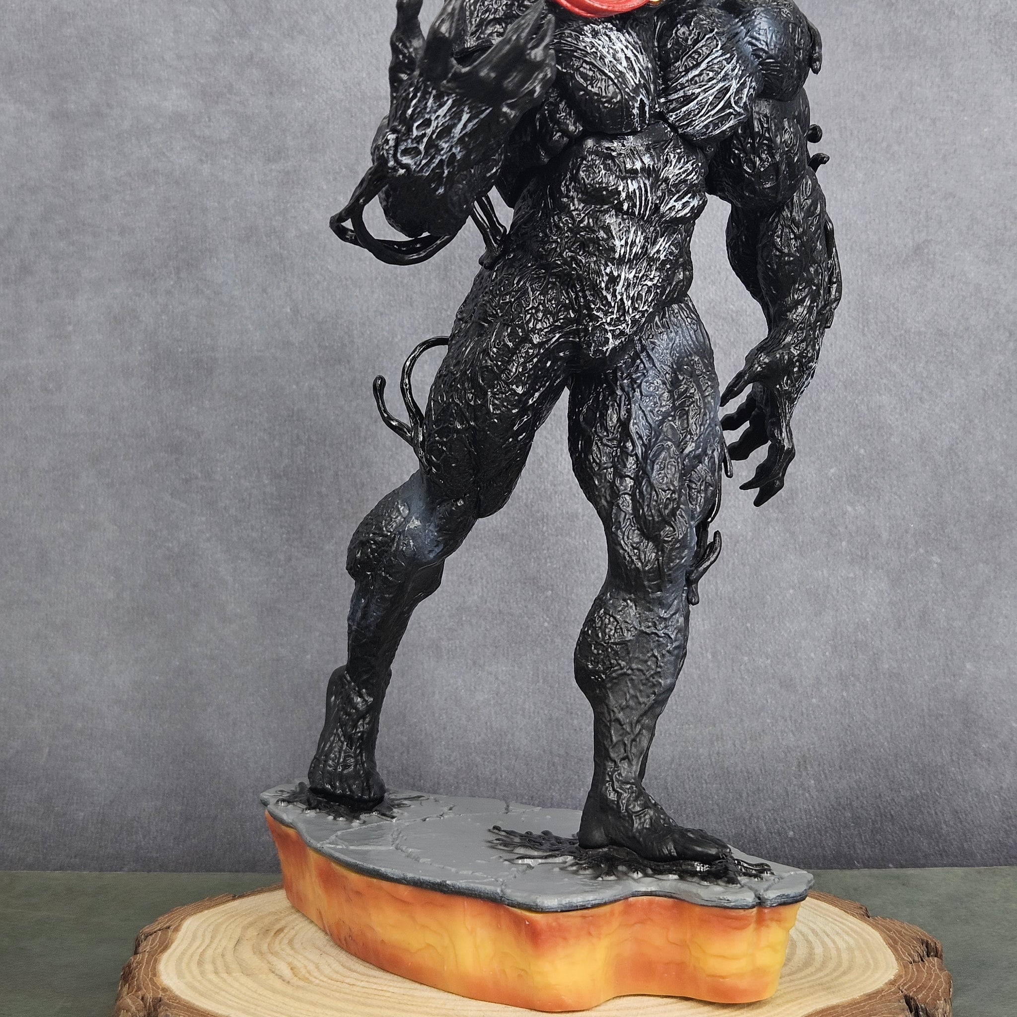 Venom Action Figure | 30 cm | Latest Edition Attacking