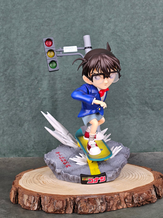 Detective Konan on Skates version New Action Figure 25 cm