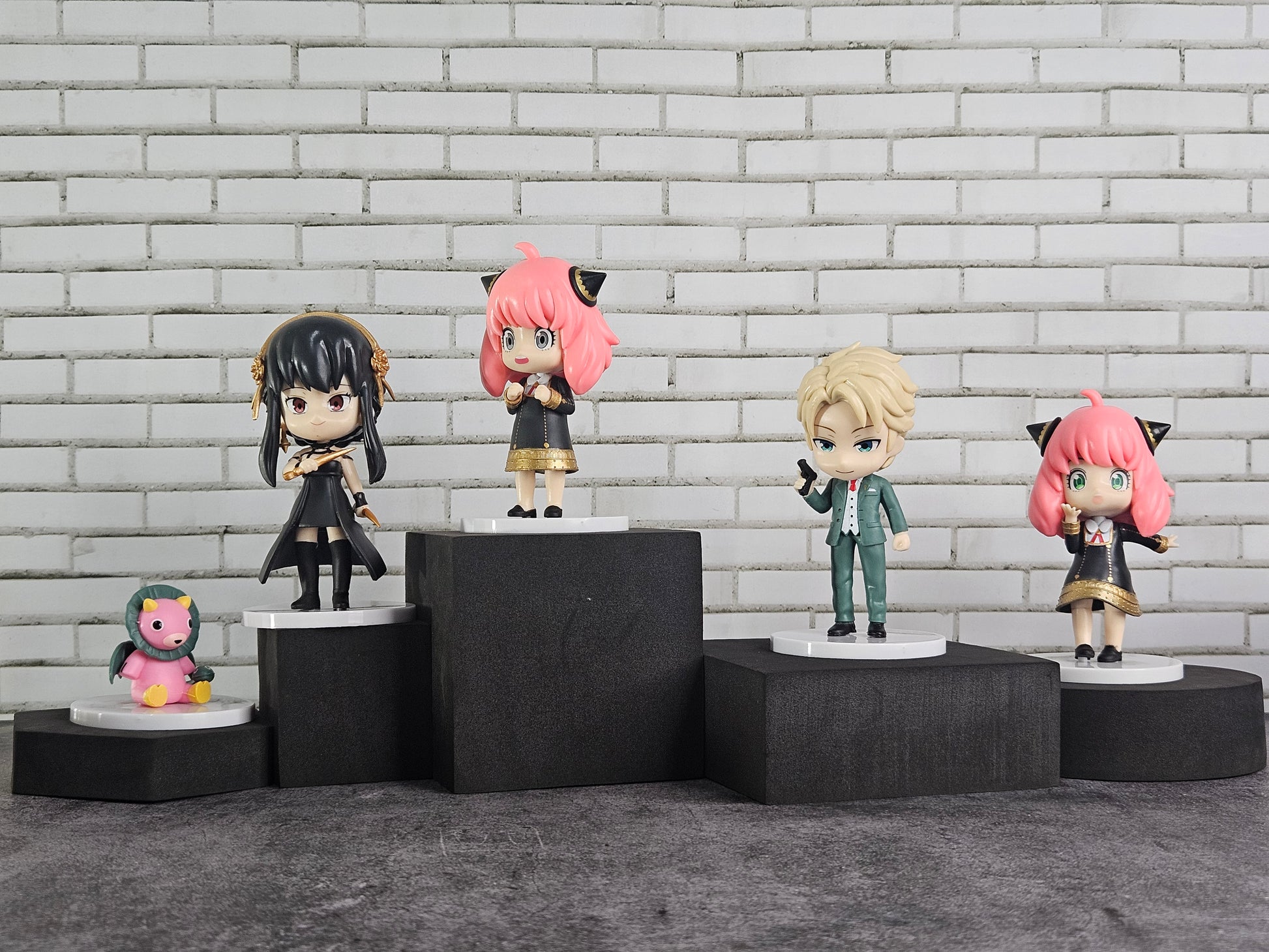 SPY x FAMILY Anime Action Figure Set Collectible Figures PVC 10 cm