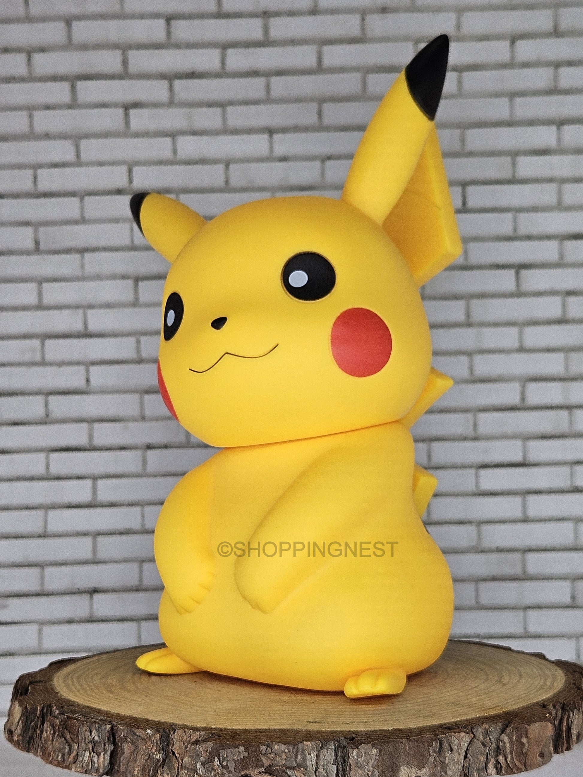 Pikachu  action figure left side look 