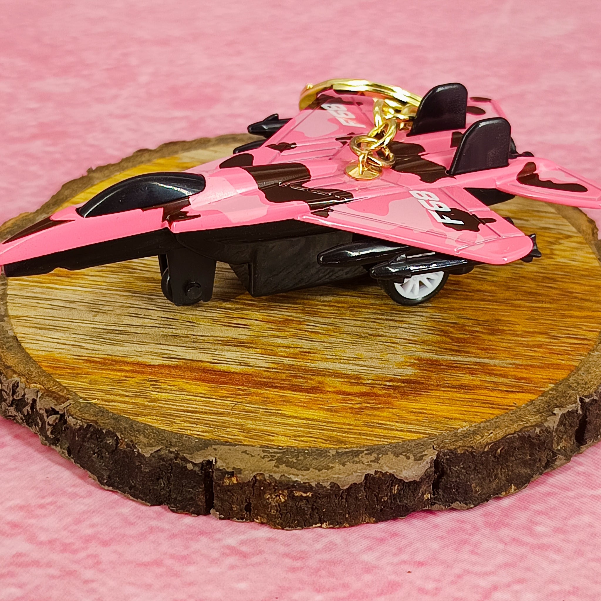F68 Militry Grade Fighter Jet Keychain | Model 2 | With Moveble Wing & Golden Keyring |