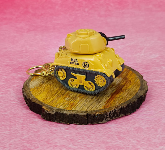 35 Msarctts Yellow  Militry Tank 4cm With  For Collection With Golden Keyring Keychain