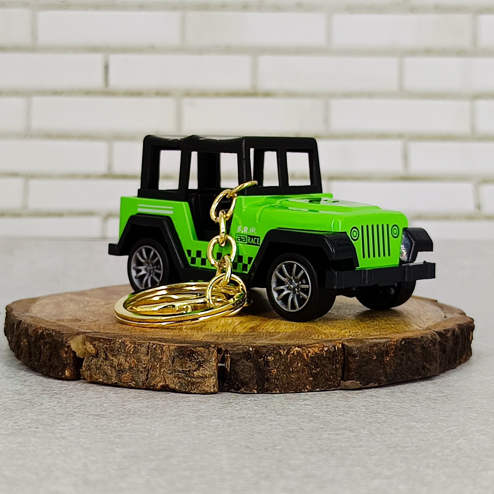 Light Green 4x4 Off-Road Model Car Keychain | Open Door | 4 x 4 For Car Collectible | 4 Cms |
