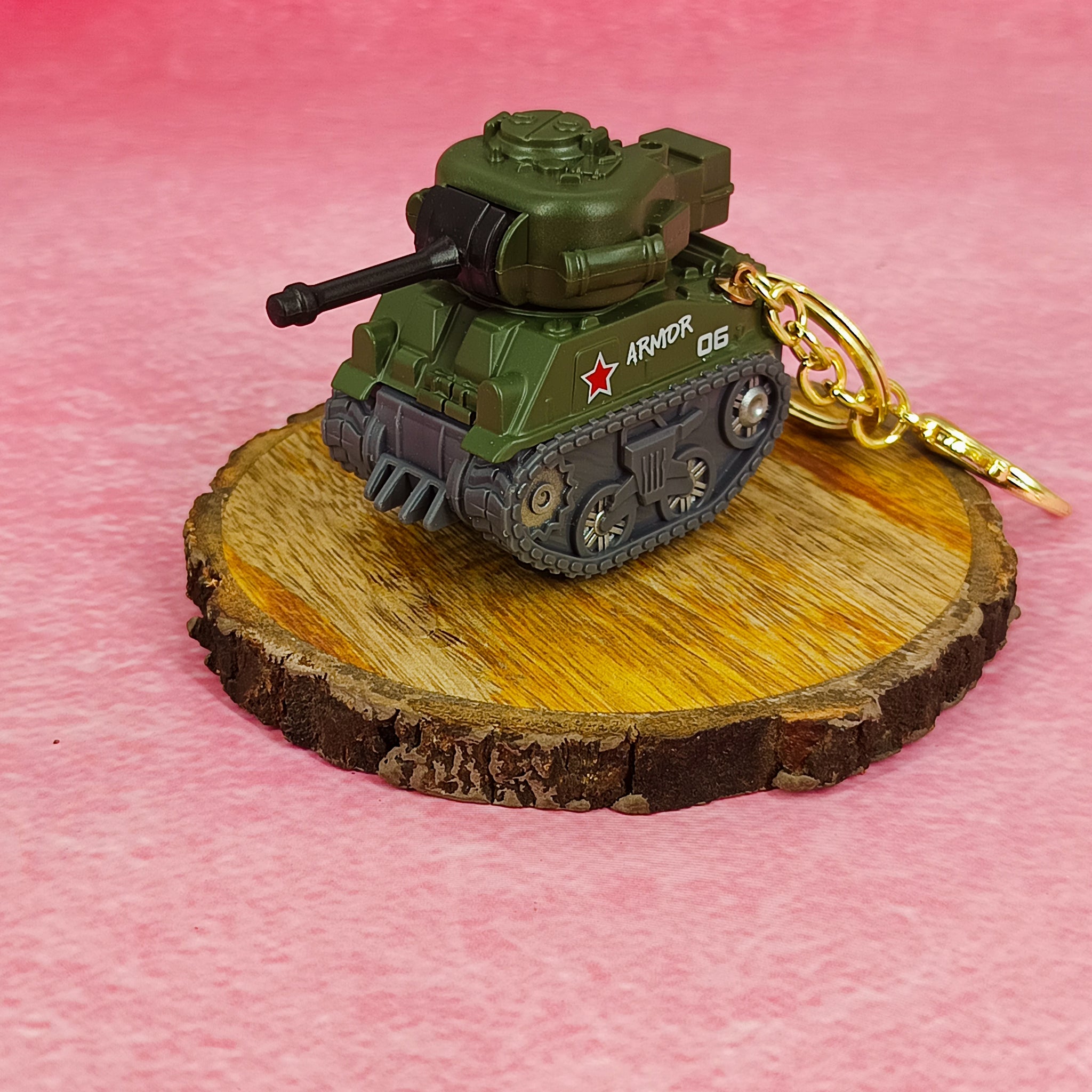 Green Army Militry Miniature Tank Keychain | With Moveble Turret | Golden Keyring |