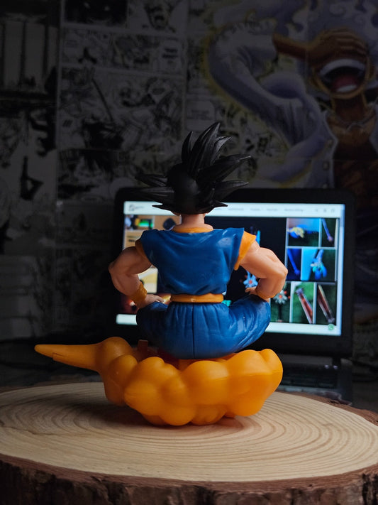DBZ Goku on Cloud Model 2 | 14 cm Action Figure