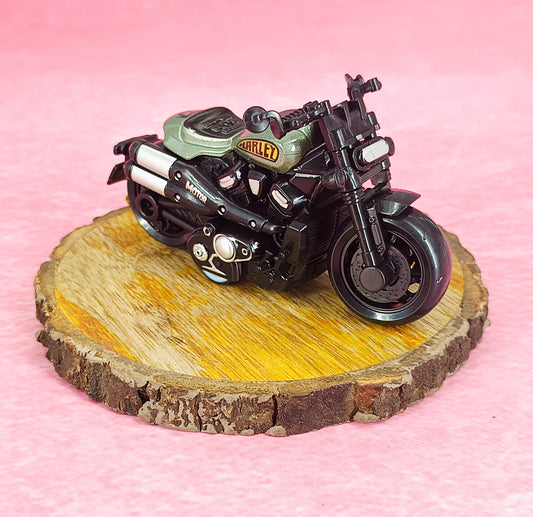 Harley Davidson Real Life Bike Green 5CM Miniature Model For Collection With Golden Keyring Keychain