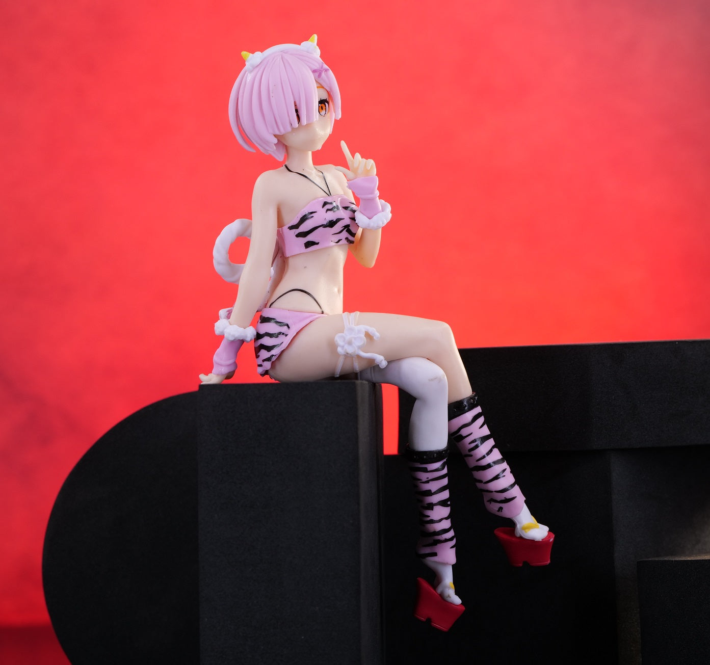 Pink Leopard Wrap Chest Figure Anime Figure PVC Figure | 16CM |