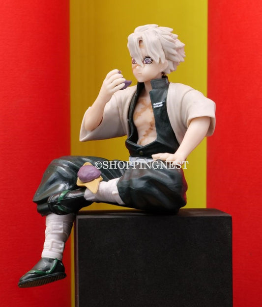 Demon Slayer Sanemi Shinazugawa Perching Eating Sitting Action Figure | 15 CMS |