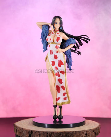 One Piece Boa Hancock  White Red Dress Figure weeb collectible  | 25 CM |