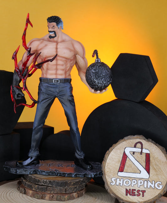  Monkey D. Garp ACTION FIGURE FRONT SIDE