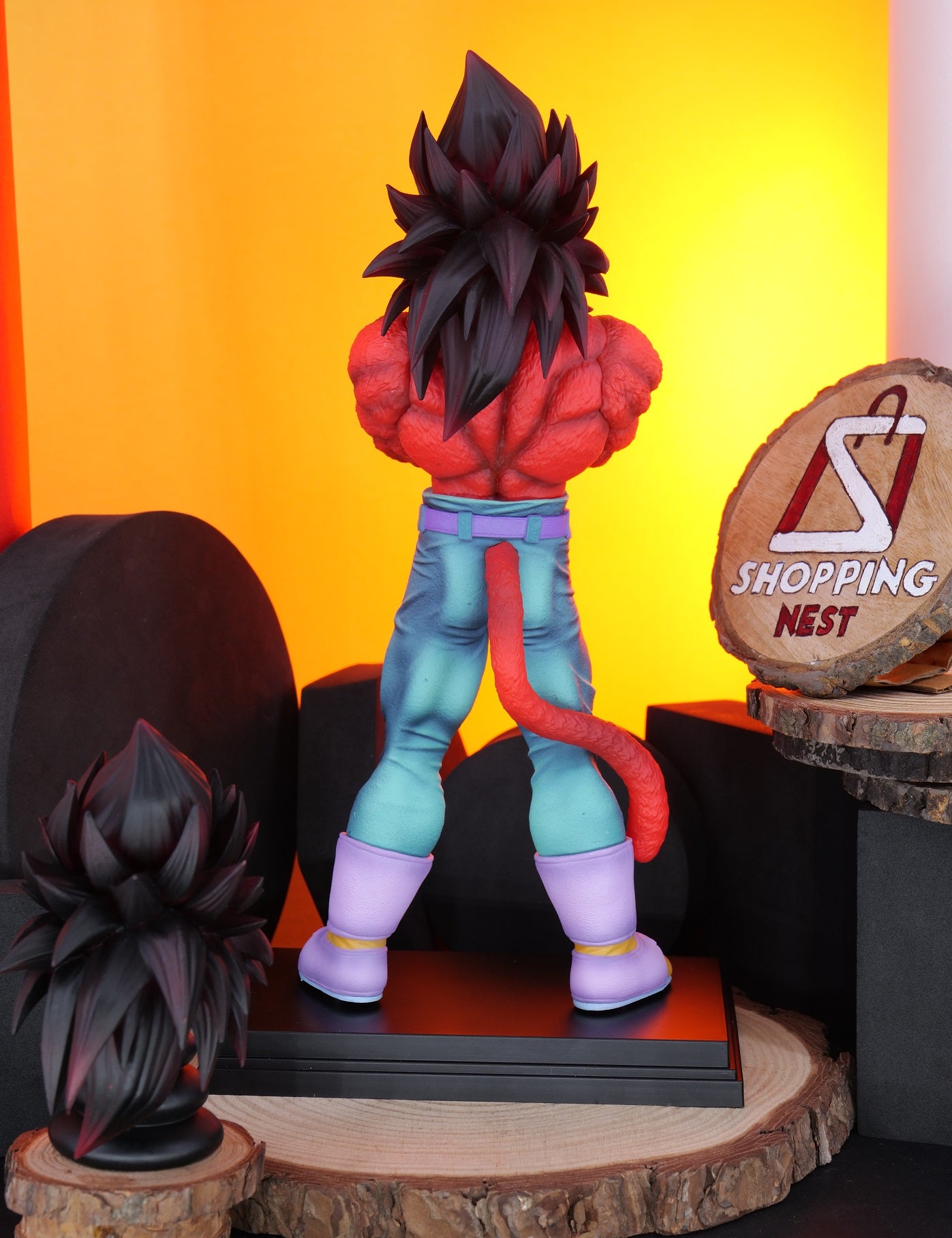 VEGETA 2 FACE FIGURE FOLDED HAND BACK SIDE