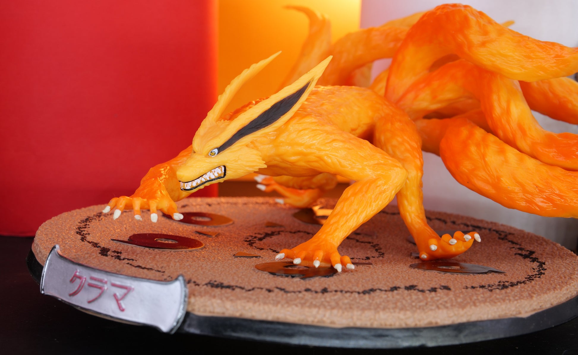 KURAMA FIGURE CLOSEUP SIDE