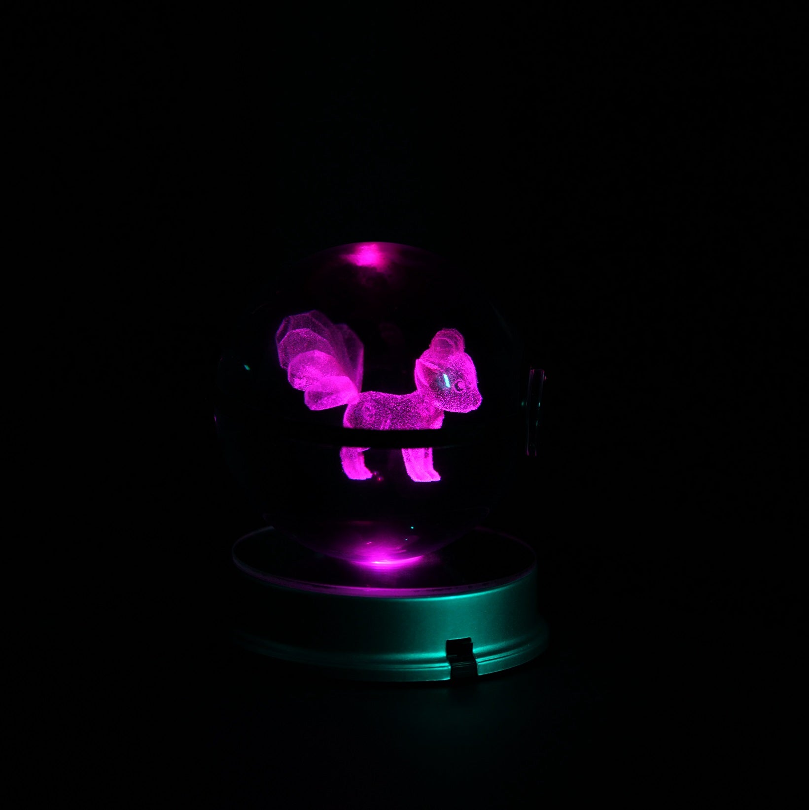  Pokémon Crystal Poké Ball 3D with piink colour 