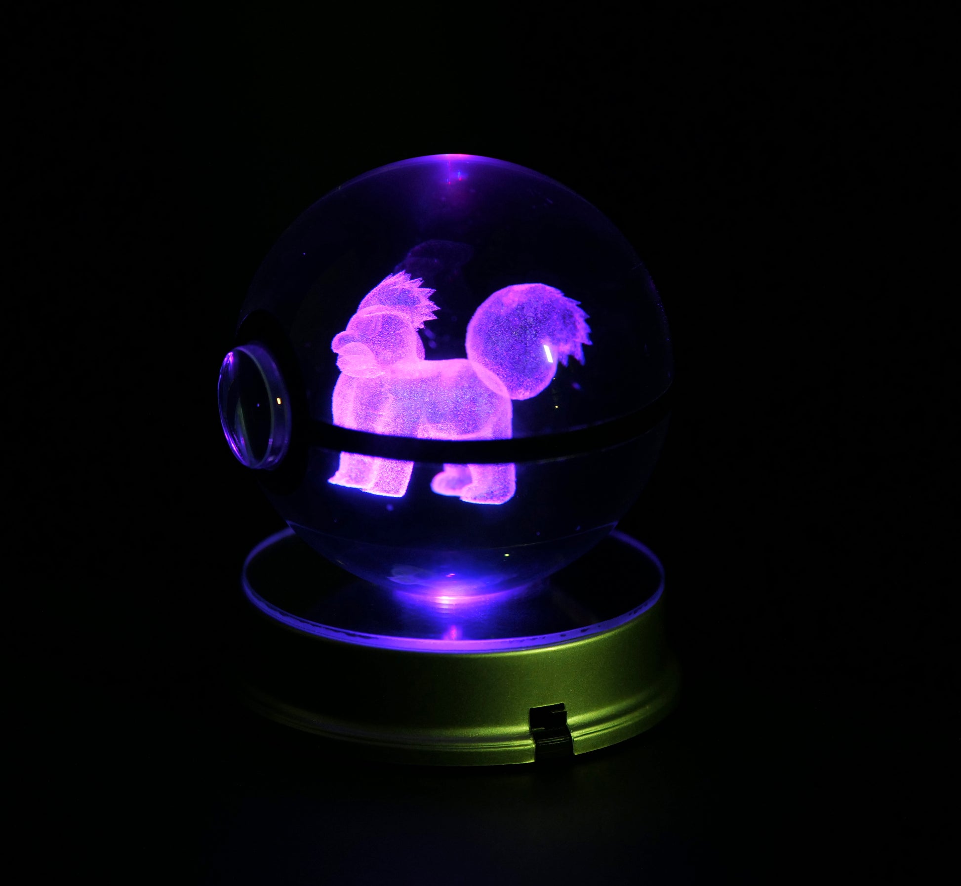  Growlithe Crystal Poké Ball  WITH PINK LIGHT 