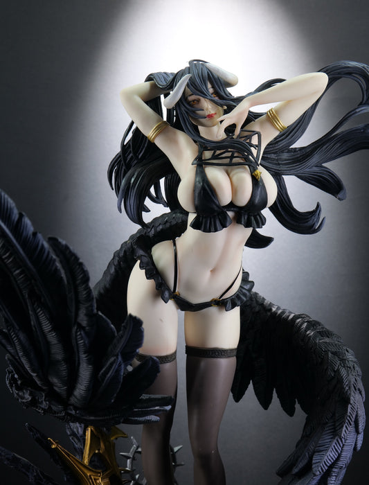 Albedo CLOSE UP SECOMF IMAGE WIT BACK LIGHT 
