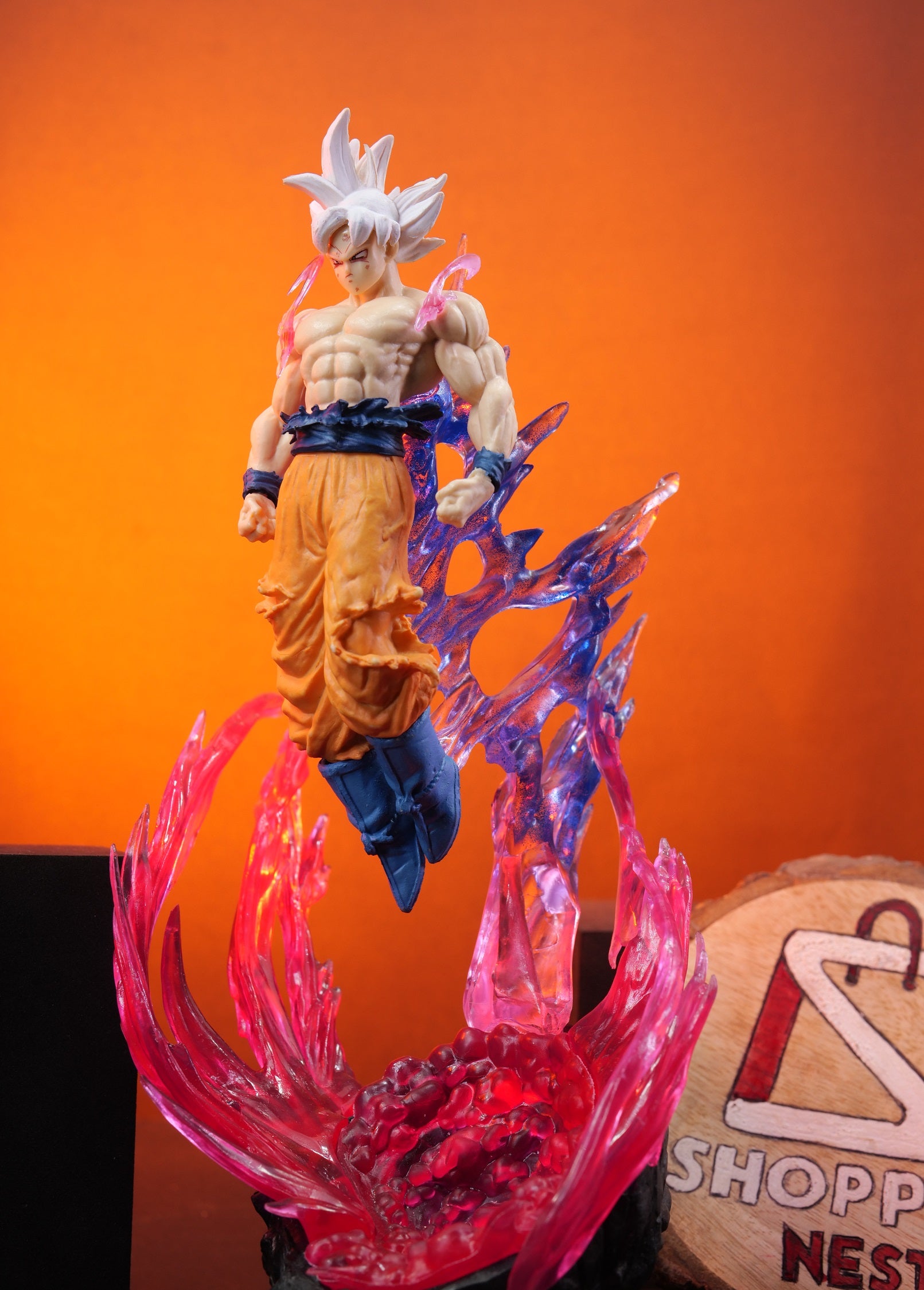GOKU LEFT SIDE CLOSE UP IMAGE 