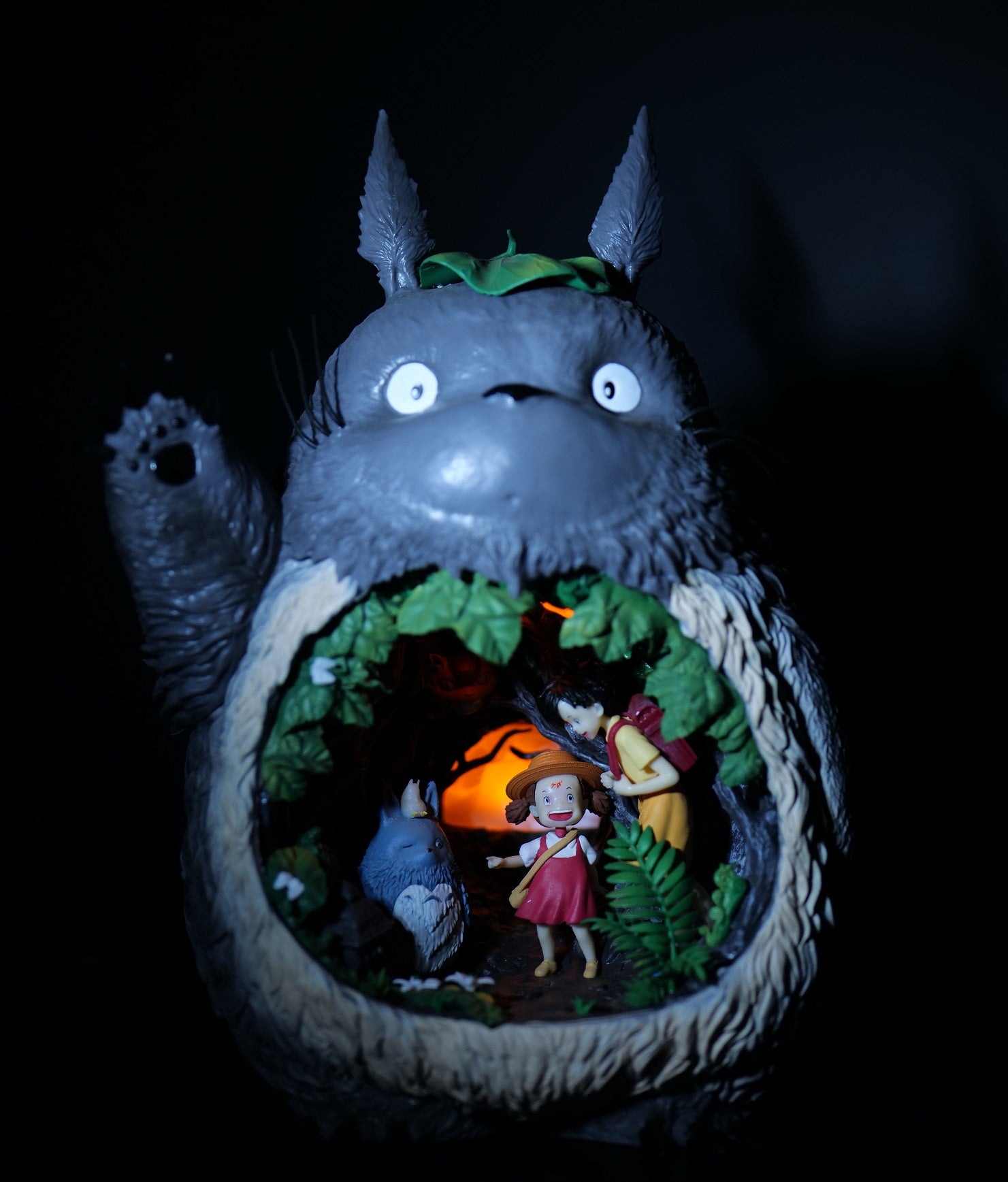 Studio Ghibli Totoro LED Figure Model (30 cm) |PVC| – Miyazaki Anime C