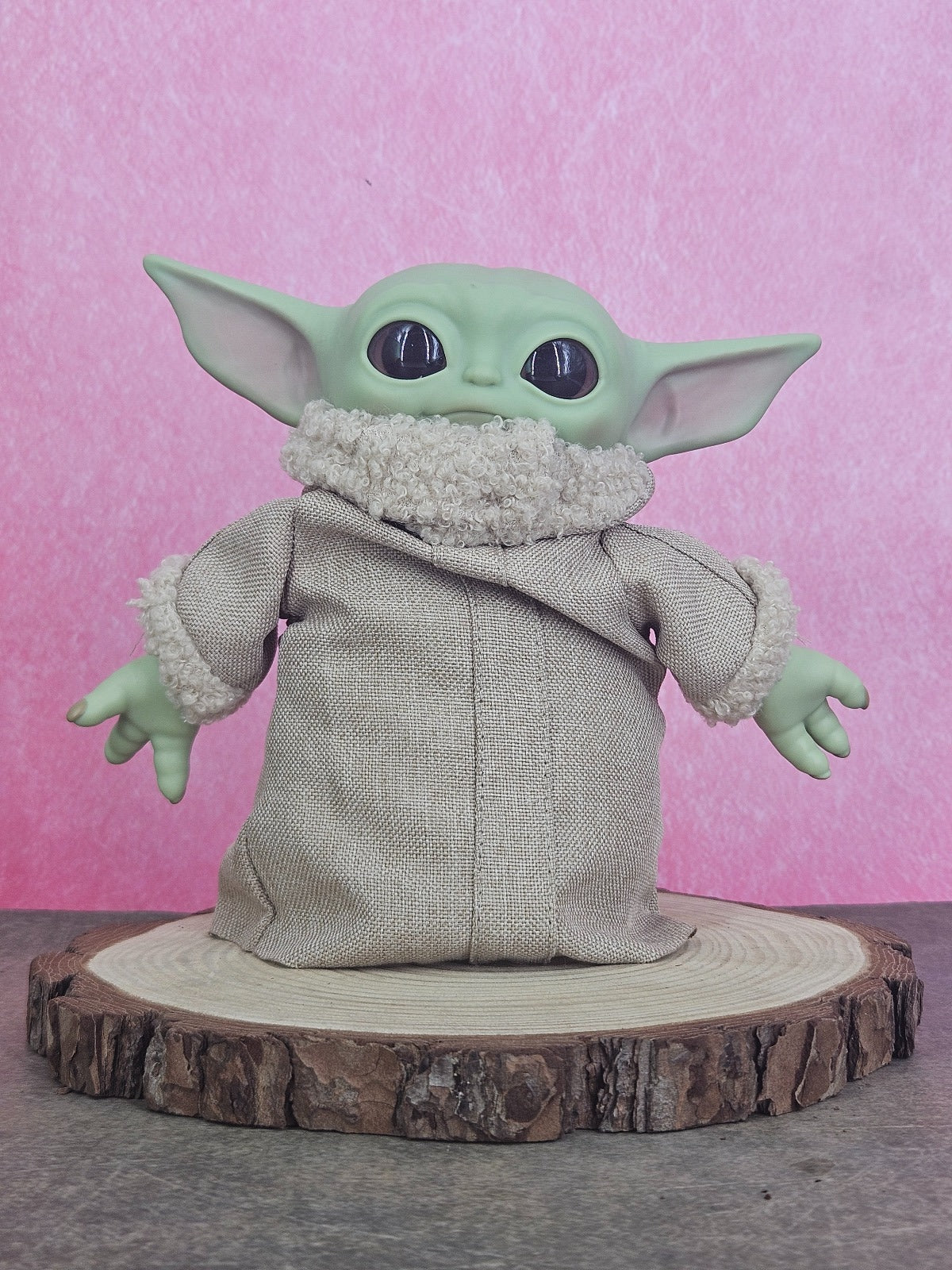 Baby Yoda "The Child" Plush Toy | Star Wars Mandalorian Soft Figure | 20 cm